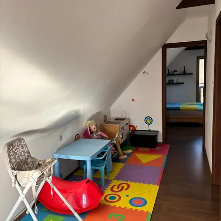 Feriehus Moja - Soukromy Dum, Oplocena Zahrada, Gril, Parkovani *