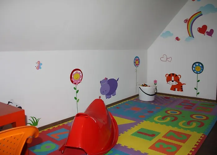 Moja - Soukromy Dum, Oplocena Zahrada, Gril, Parkovani Liptovský Trnovec